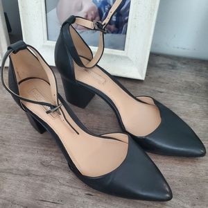 Antonio Melani short heels